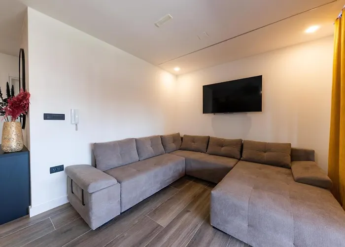 아파트 Orange Apartment&spa Okrug Gornji
