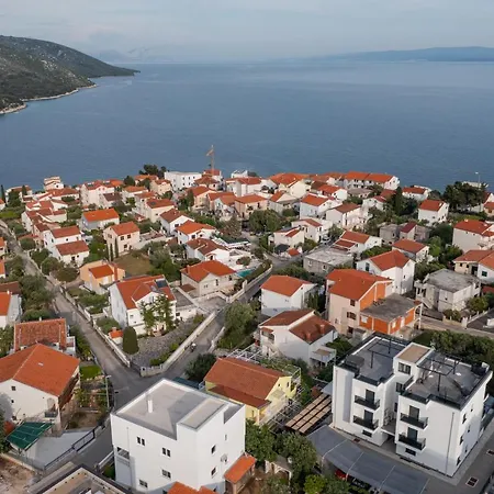 Orange Apartment&spa Okrug Gornji Trogir