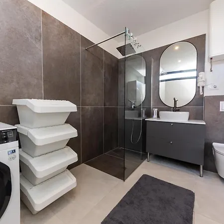 Orange Apartment&spa Okrug Gornji
