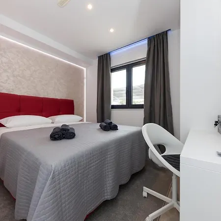 Orange Apartment&spa Okrug Gornji Trogir