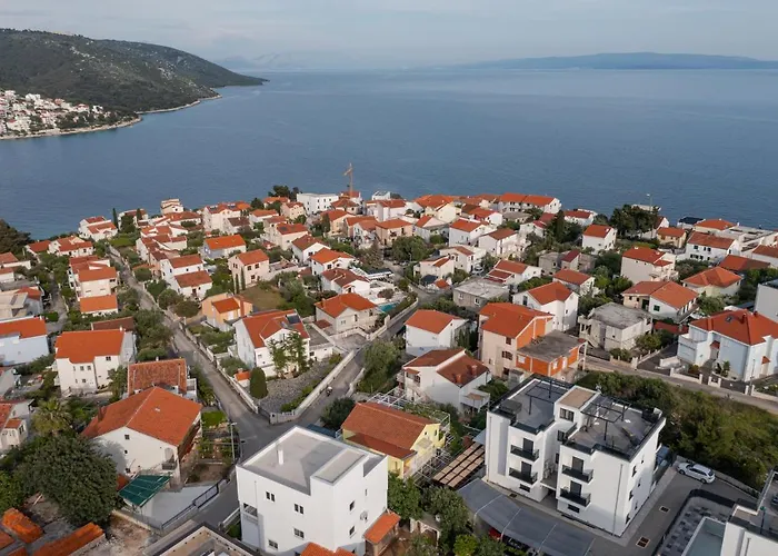 Orange Apartment&spa Okrug Gornji Trogir